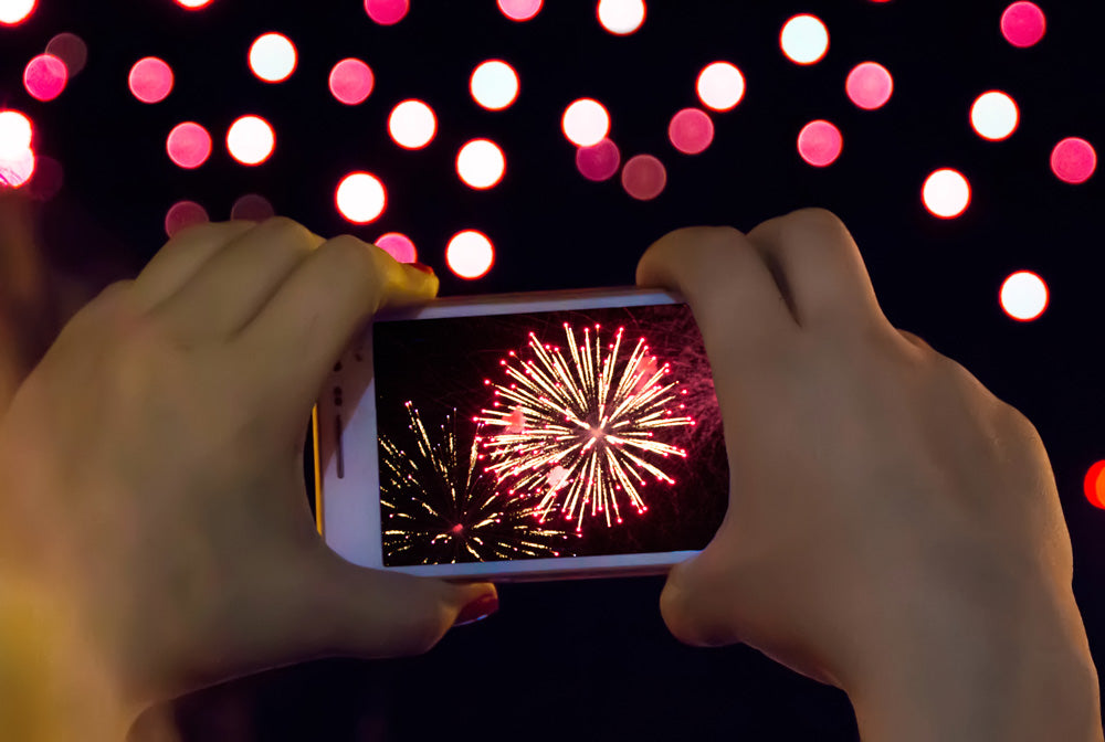 Watch fireworks videos online before you buy